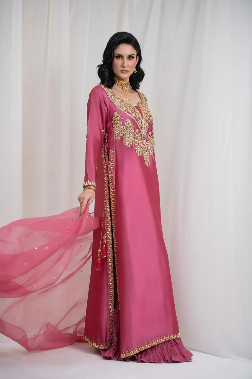 Radiating blush pink